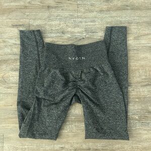 NVGTN gray scrunch seamless high waist legging size XS